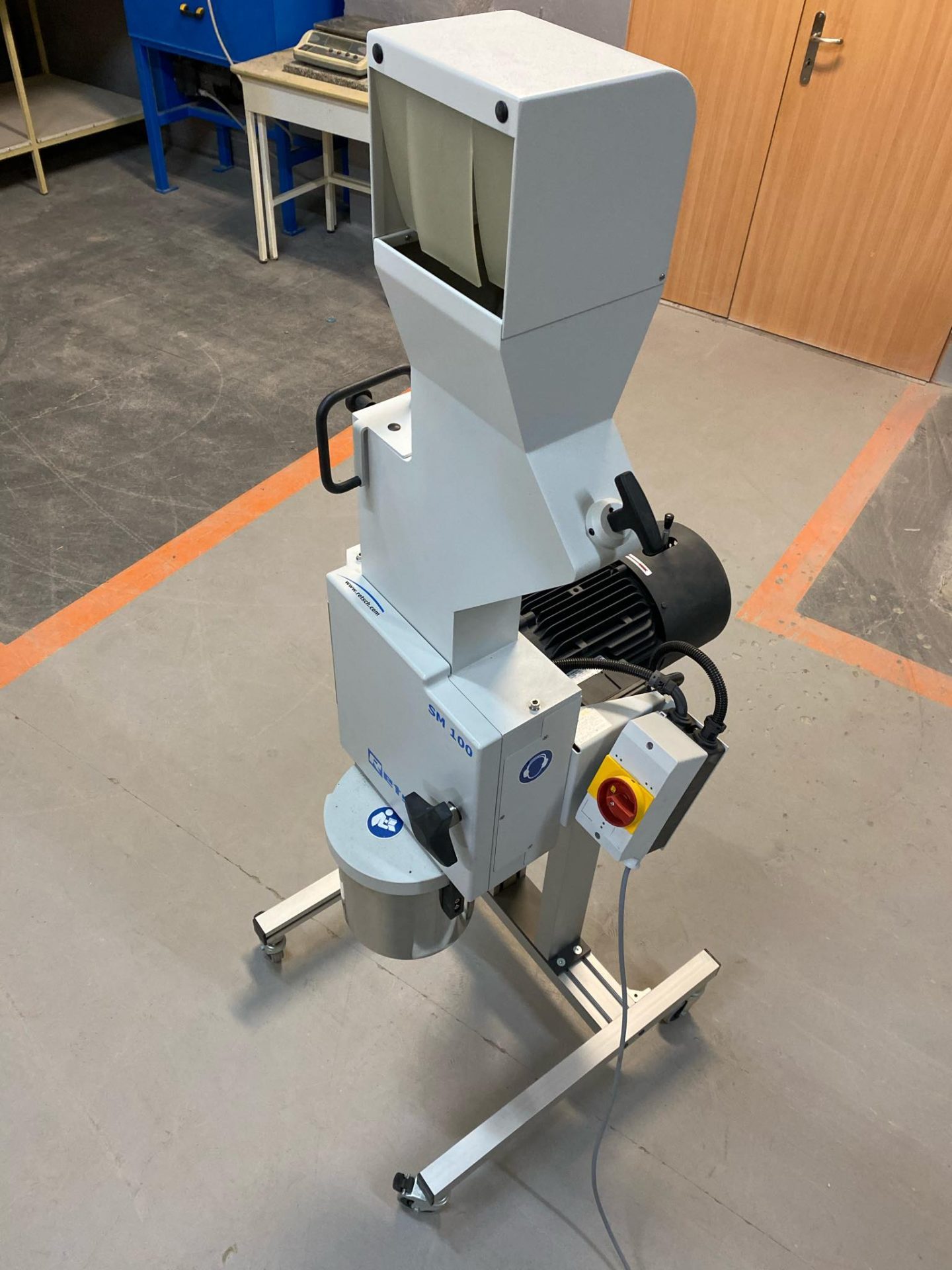 Retsch SM100