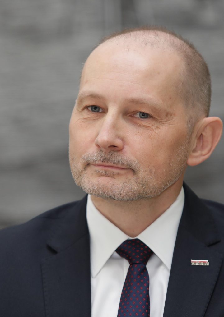 PERN buduje rurociąg pod dnem Wisły technologią bezwykopową HDD