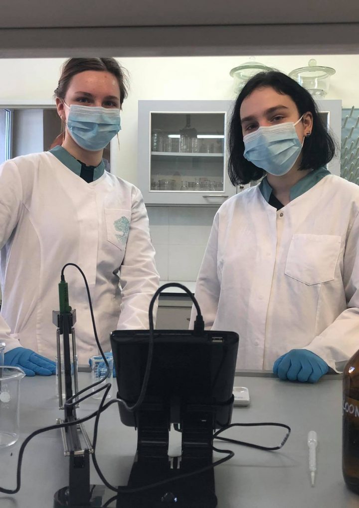 LOTOS wspiera uczniów kształcących się w zawodach chemicznych